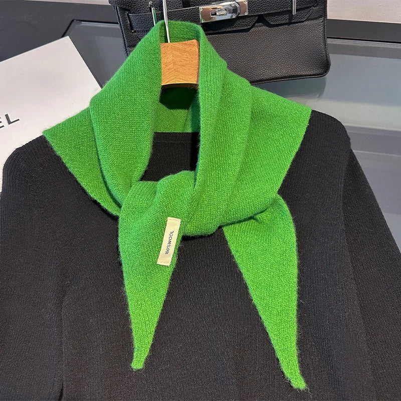 La Mini-écharpe Triangle 100% Laine